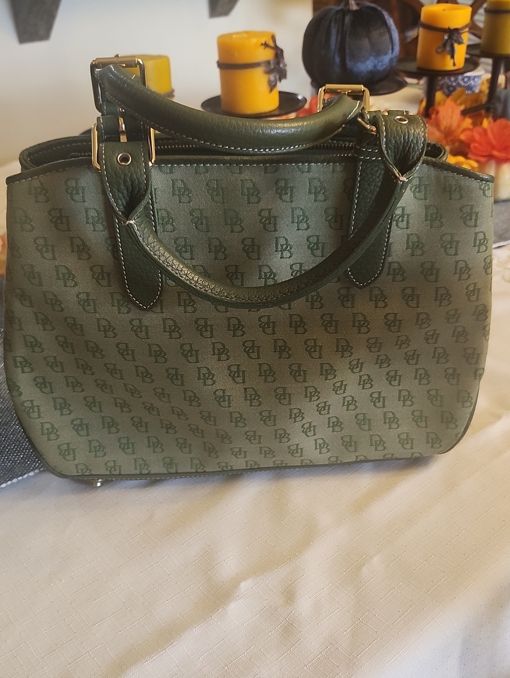 Vintage Dooney & Bourke Tote - Picture 3 of 12